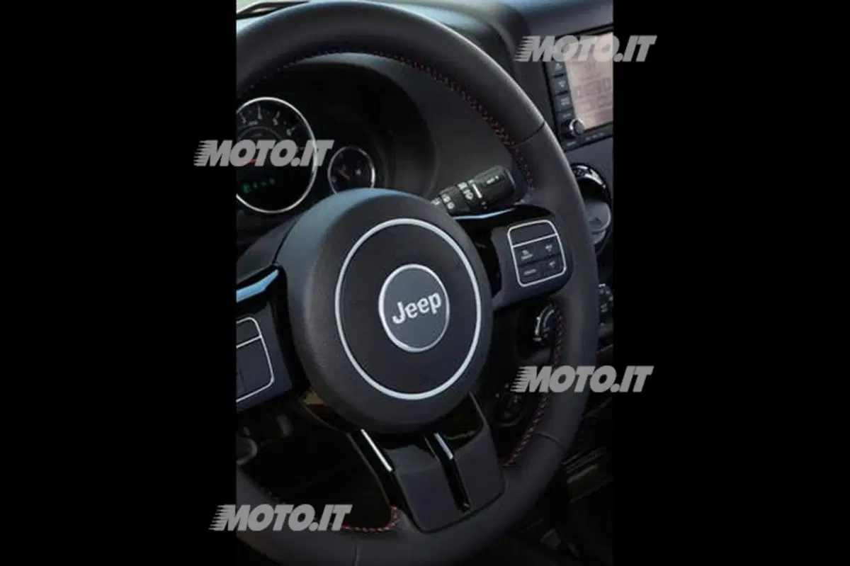 Jeep Wrangler Unlimited Altitude (6)