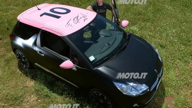 Fabrizio Miccoli firma una Citro&euml;n DS3 per l'ospedale pediatrico di Palermo