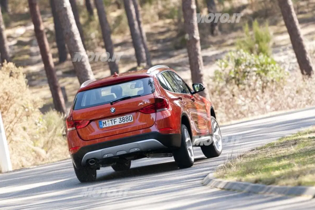 BMW X1 restyling: nuove immagini ed informazioni ufficiali (4)
