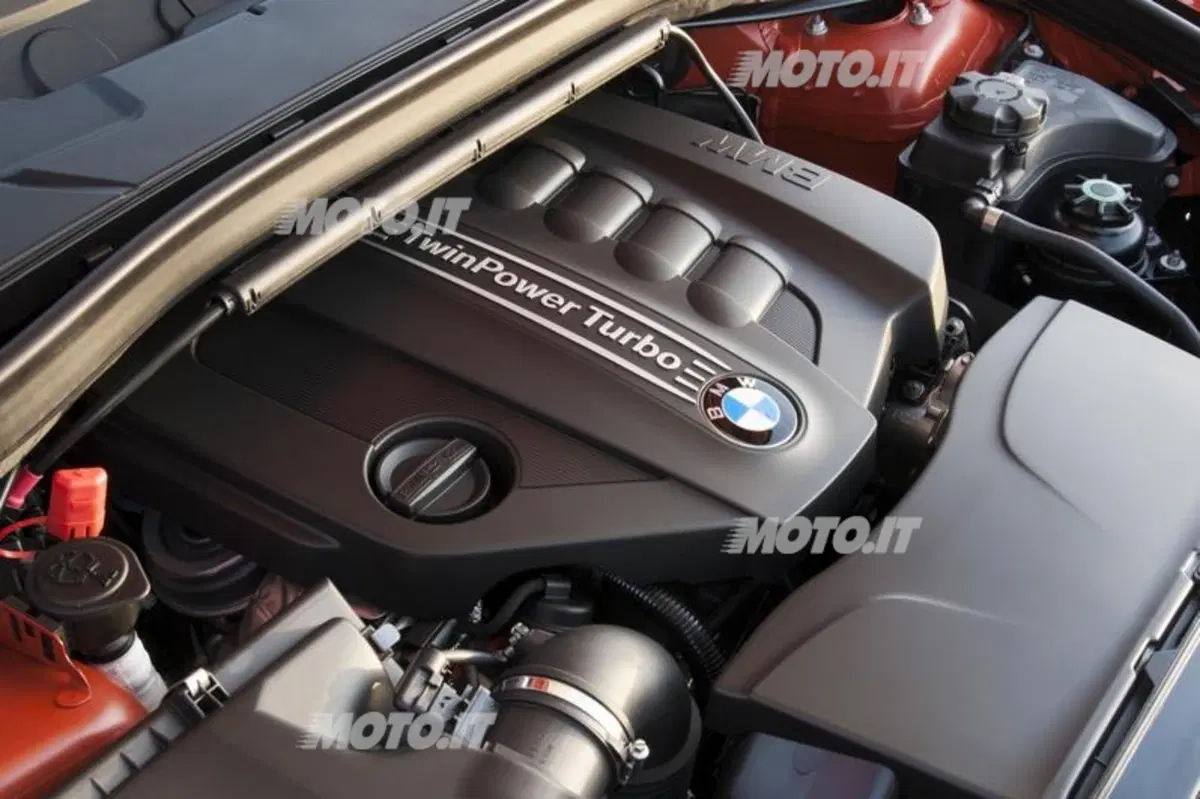 BMW X1 restyling: nuove immagini ed informazioni ufficiali (34)