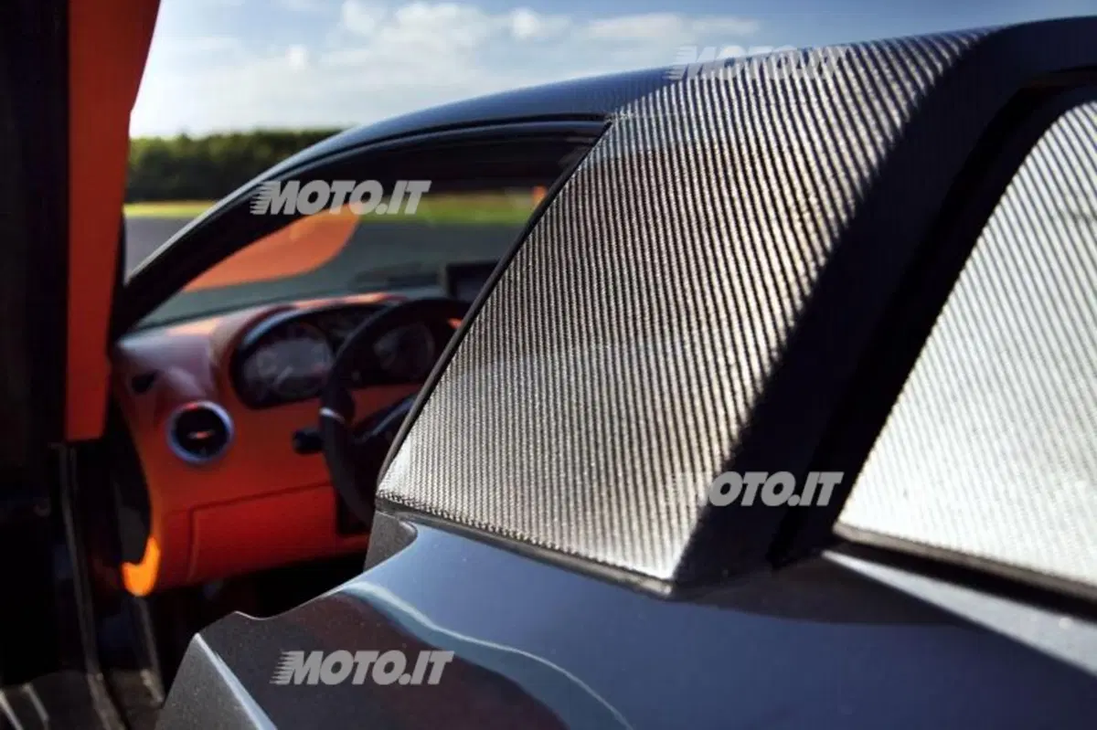 Arrinera: in arrivo la supercar polacca (16)