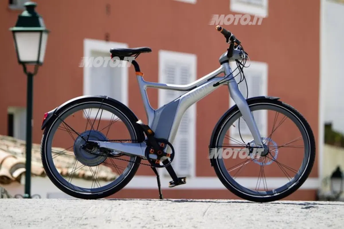 smart ebike tra i vincitori del “Red Dot Design Award” 2012 (6)
