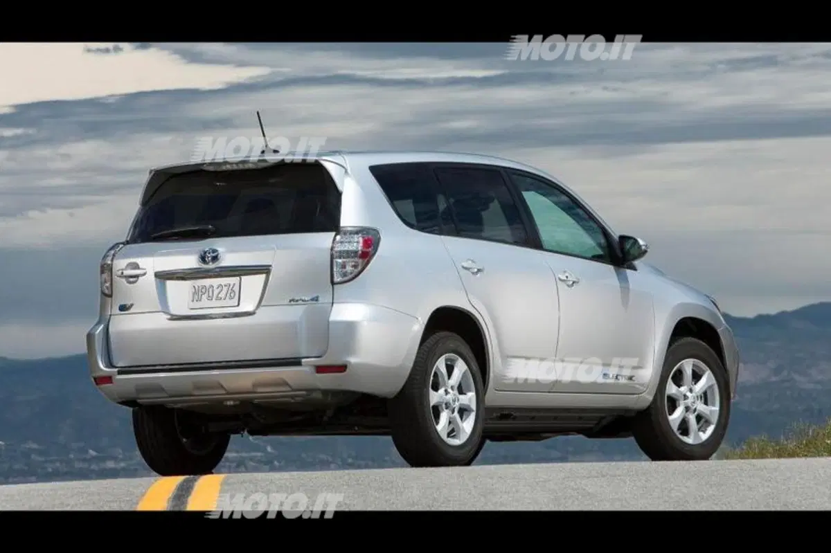 Toyota RAV4 EV (5)