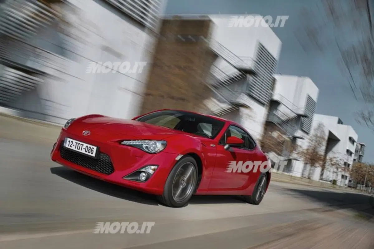 Toyota GT86 1st Edition: a 29.000 euro dal 15 maggio al 30 giugno (3)