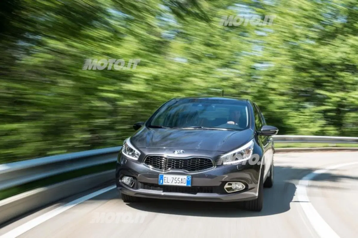 Kia Cee'd (2)