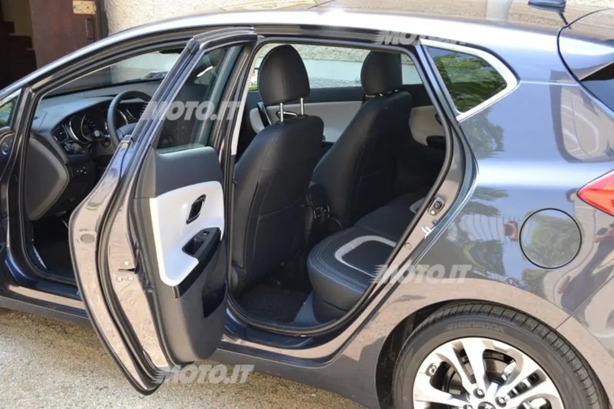 Kia Cee'd (20)