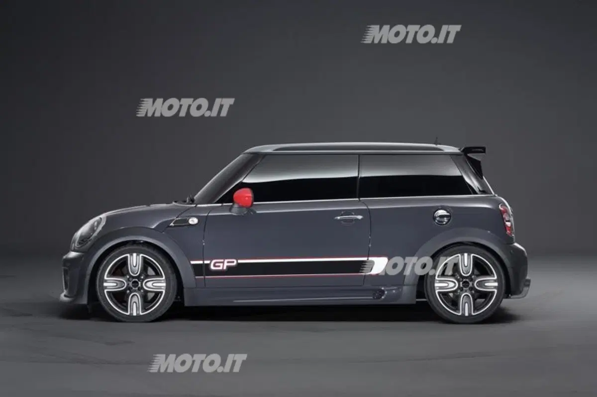 Mini John Cooper Works GP (4)