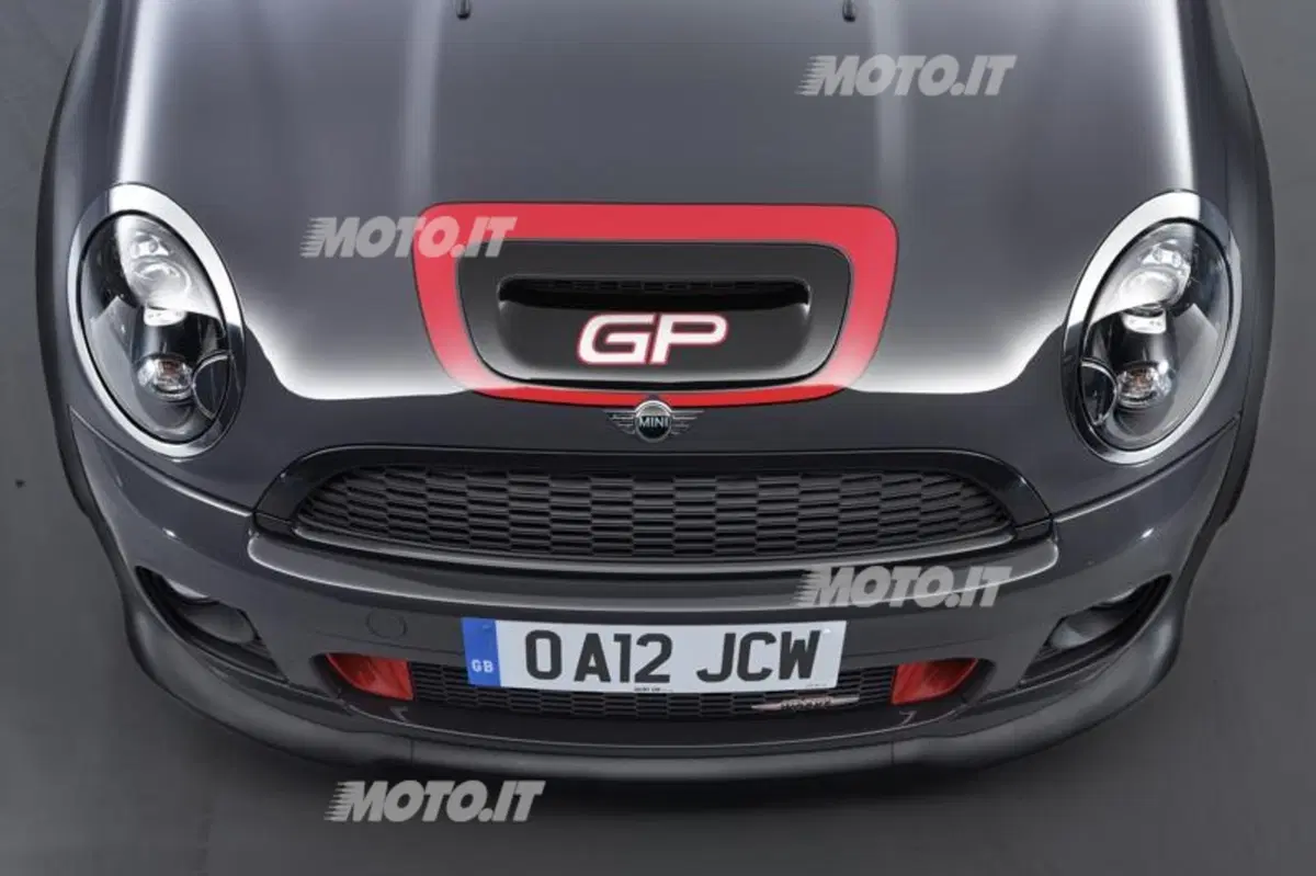Mini John Cooper Works GP (7)