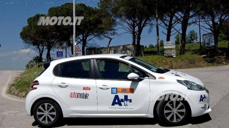 Peugeot: la 208 vince la 25 Ore di Magione facendo segnare 37,5 km/l