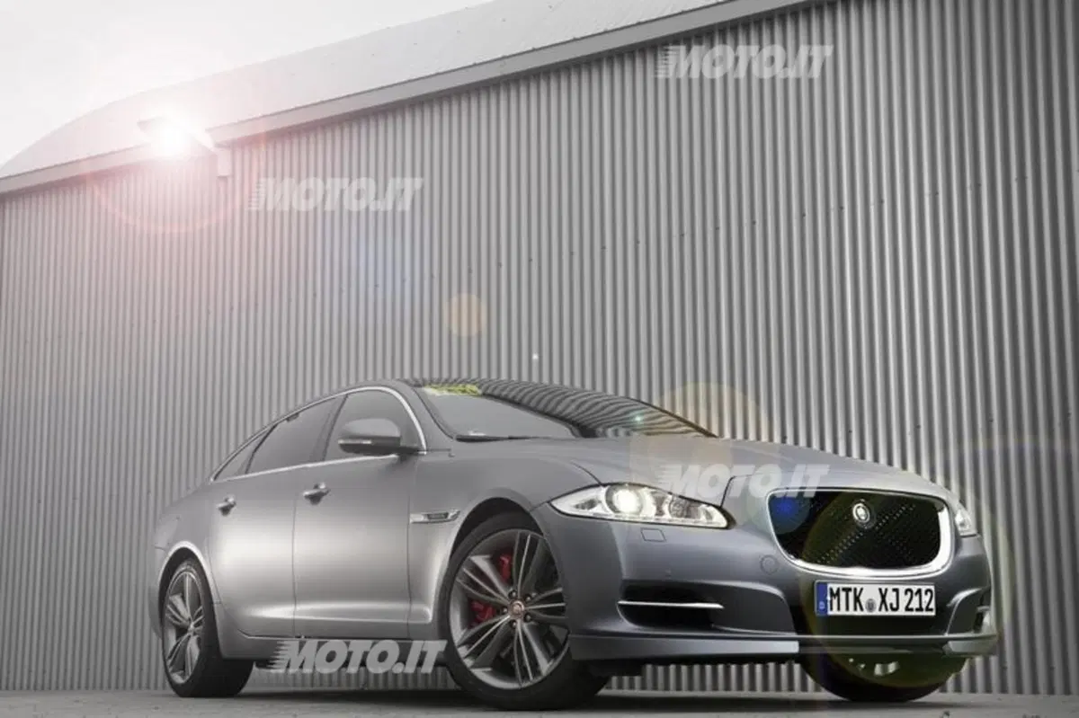 Jaguar XJ Supersport: nuovo Taxi per il Nürburgring