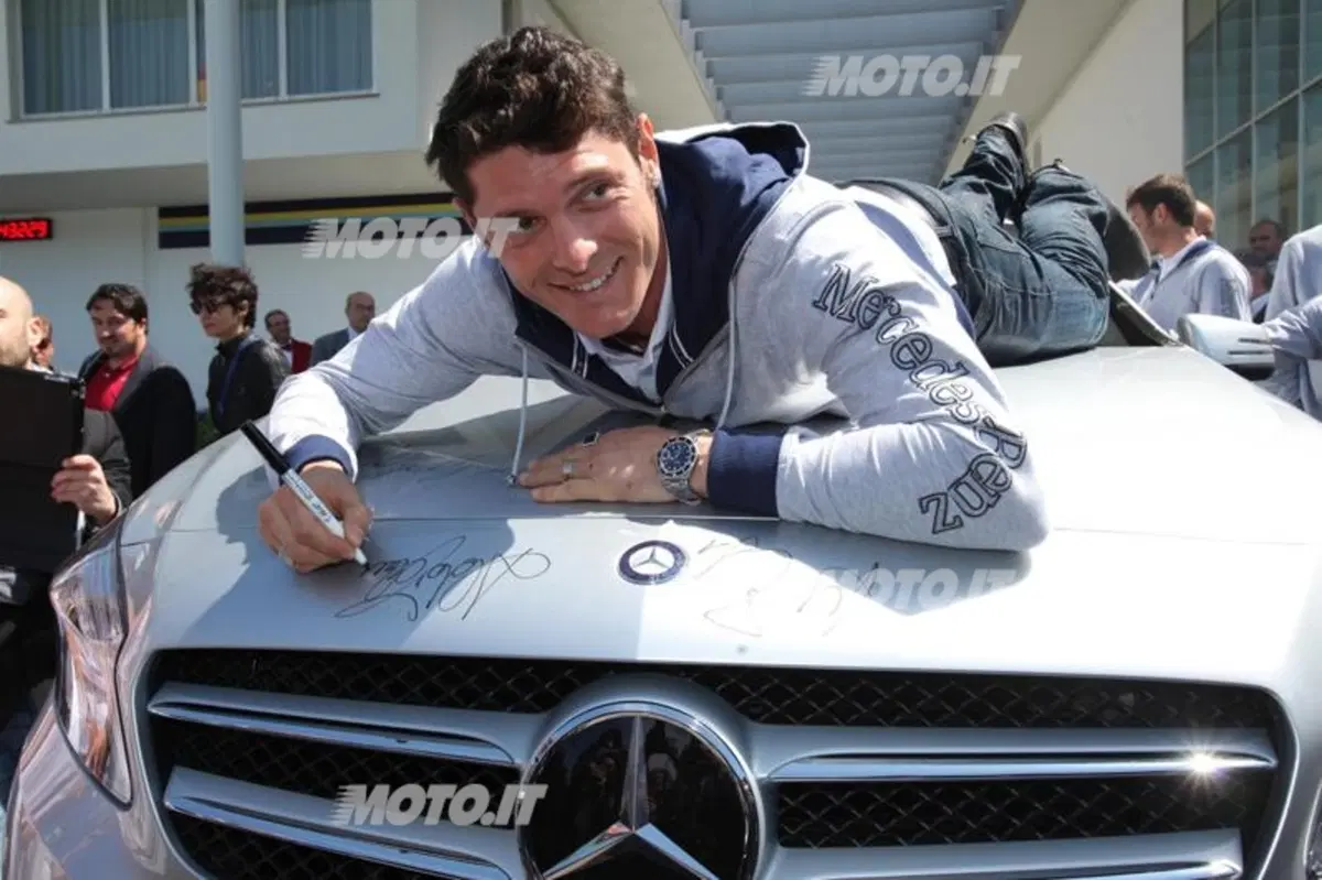 Mercedes-Benz Team: 10 atleti per il lancio della nuova Classe A (3)