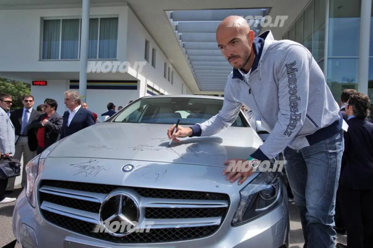 Mercedes-Benz Team: 10 atleti per il lancio della nuova Classe A (12)