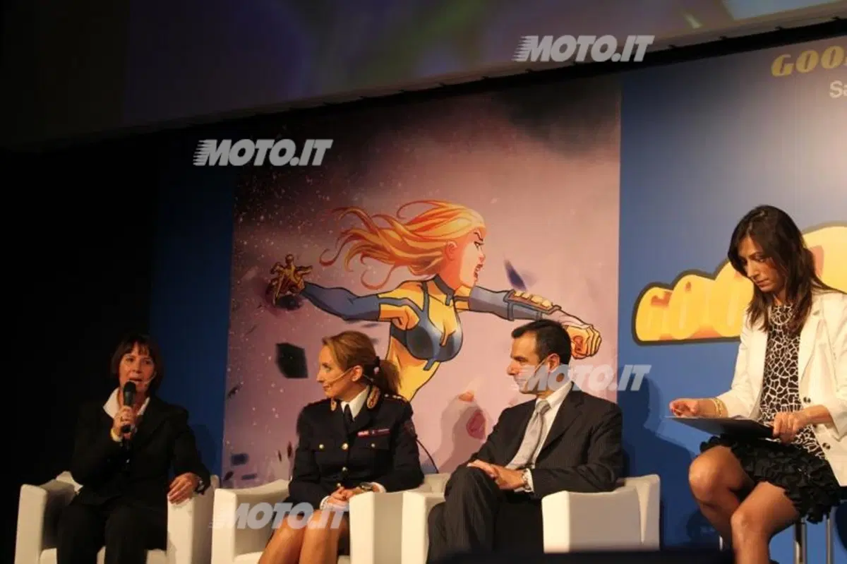 Goodyear per la sicurezza: torna l'eroina Goodhero (16)
