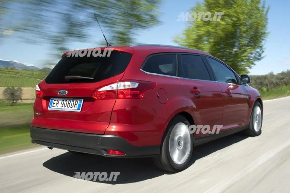 Ford Focus 1.0 EcoBoost (10)