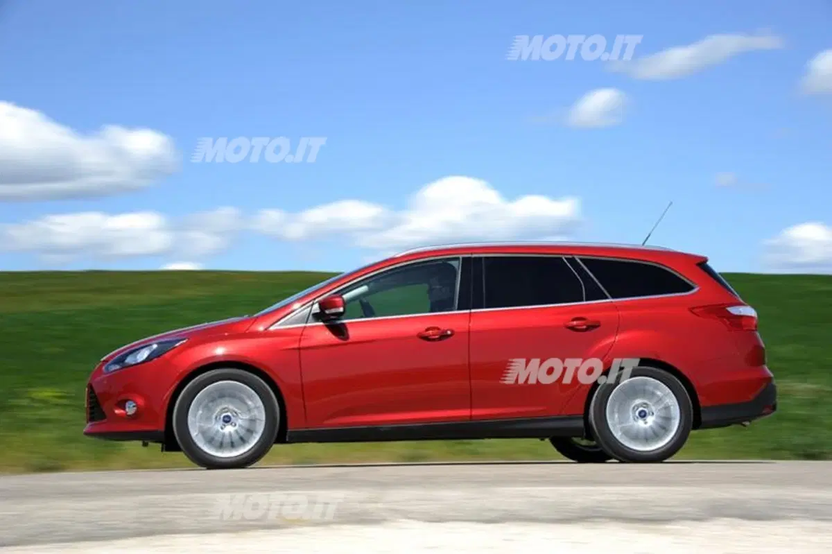 Ford Focus 1.0 EcoBoost (13)