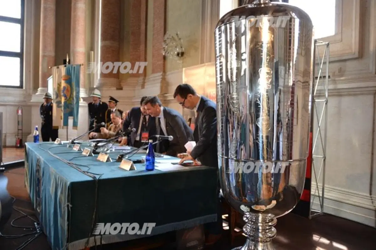 Mille Miglia: «Ambasciatrice d'Italia nel mondo» (2)