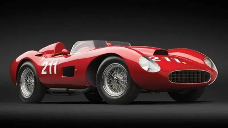 Ferrari: venduto all'asta uno dei due esemplari della Testa Rossa 625 TRC del 1957