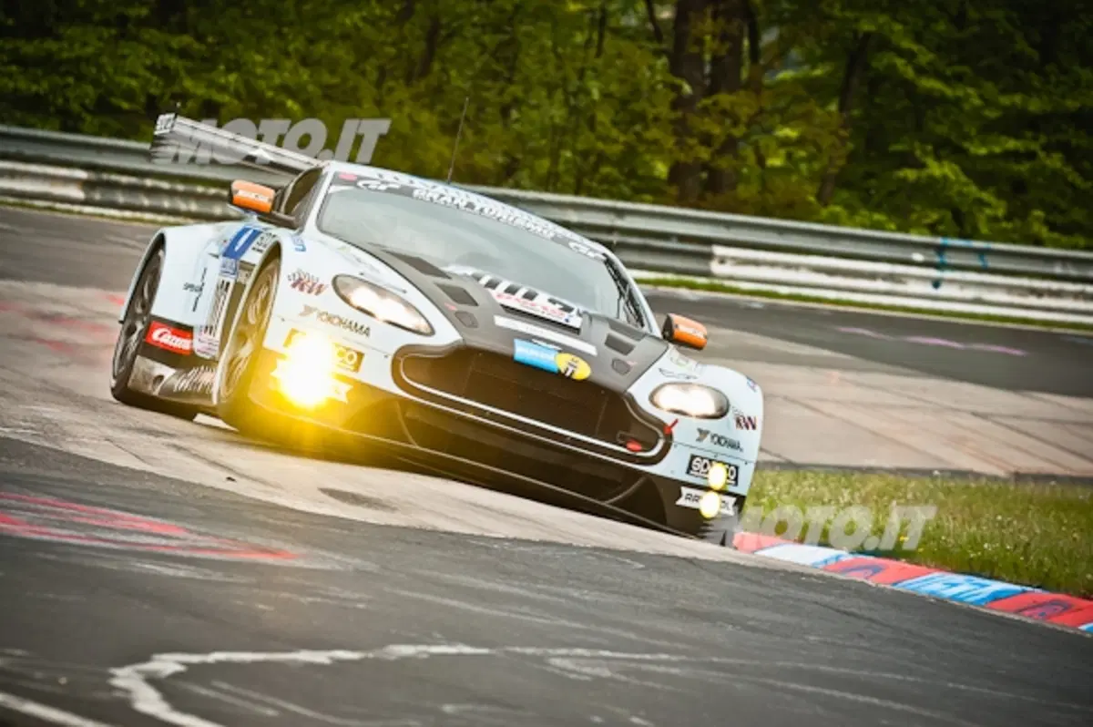 24 Ore del Nurburgring: la R8 LMS Ultra del Team Phoenix si aggiudica l'edizione 2012 (7)