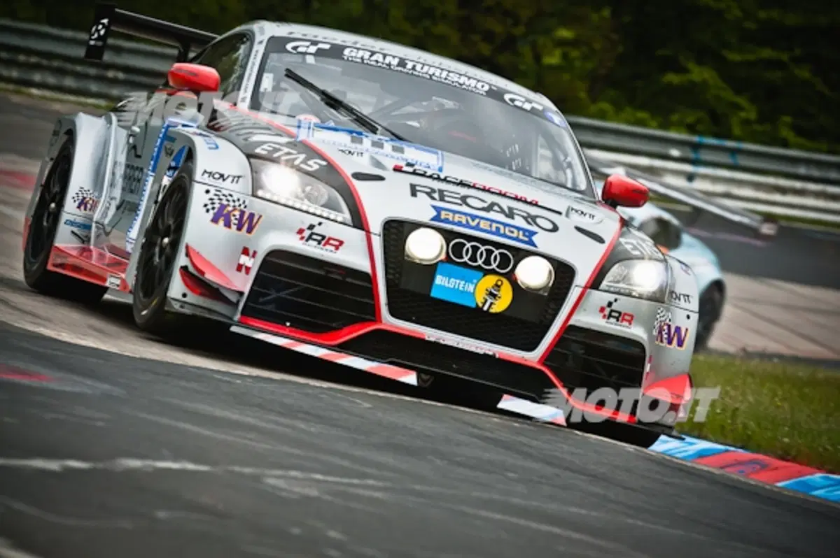 24 Ore del Nurburgring: la R8 LMS Ultra del Team Phoenix si aggiudica l'edizione 2012 (20)