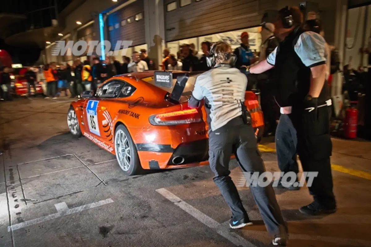 24 Ore del Nurburgring: la R8 LMS Ultra del Team Phoenix si aggiudica l'edizione 2012 (39)