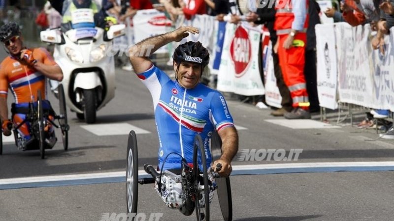 Alex Zanardi trionfa nella quarta edizione della Piacenza Paracycling