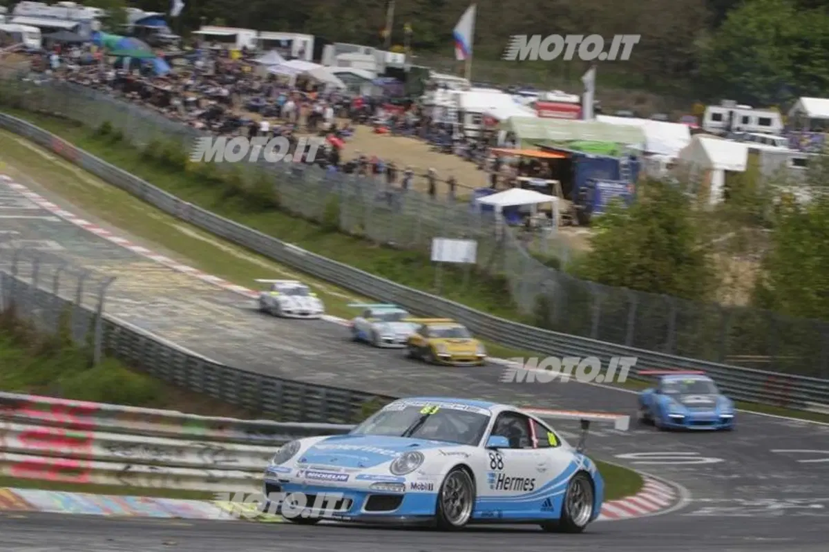 Porsche Carrera Cup Tedesca: vittoria di Estre al Nurburgring (3)
