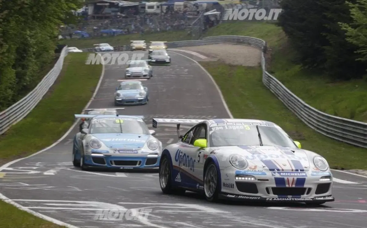 Porsche Carrera Cup Tedesca: vittoria di Estre al Nurburgring (9)