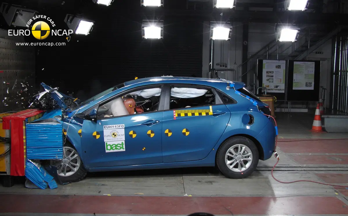 Hyundai i30: 5 stelle Euro NCAP