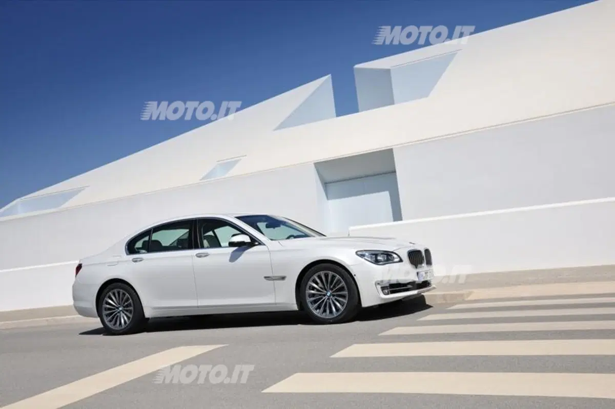 BMW Serie 7 restyling (6)