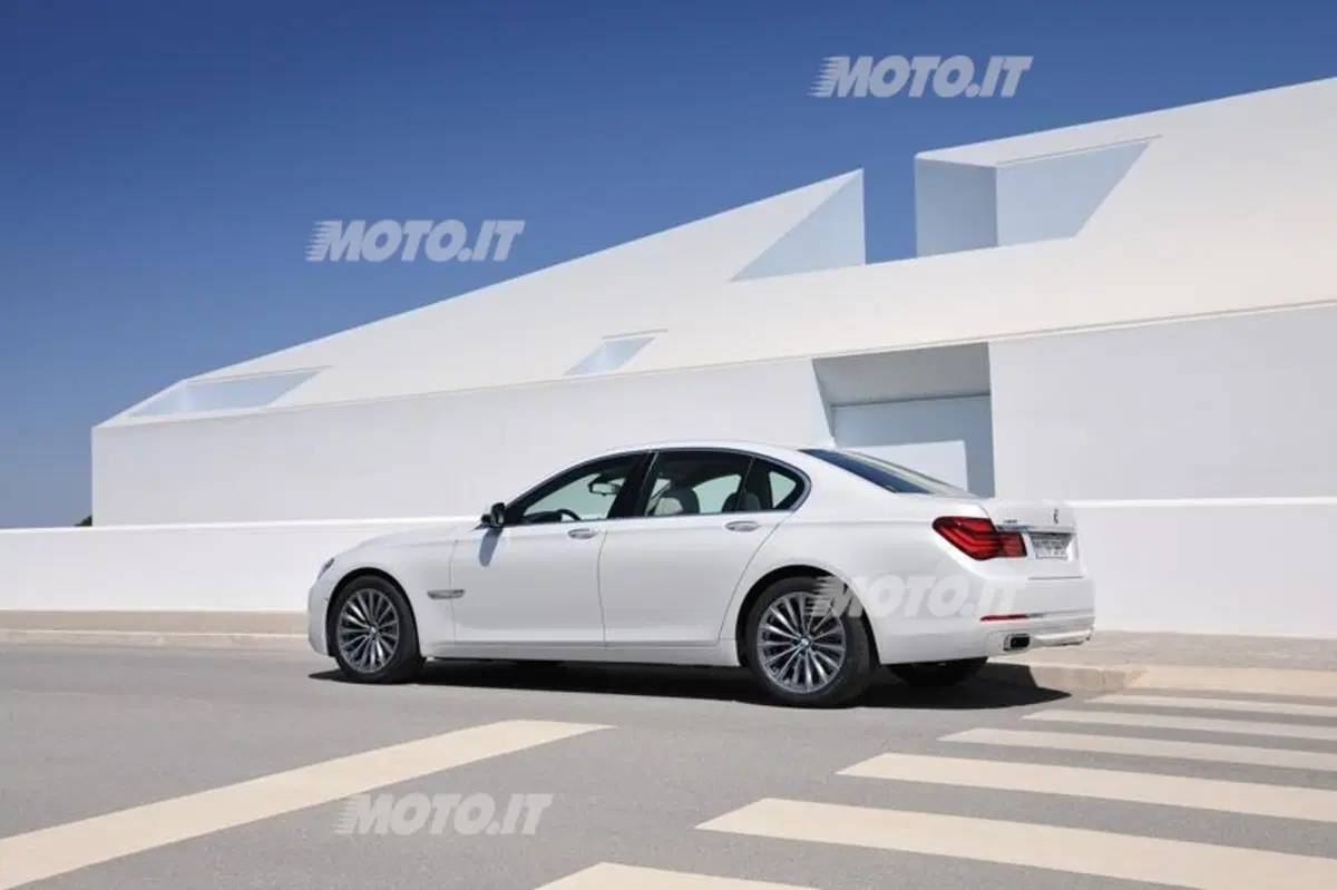 BMW Serie 7 restyling (8)