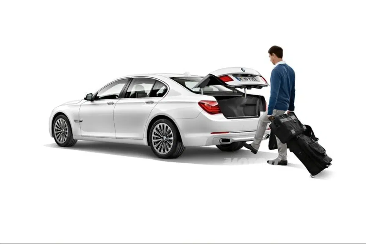 BMW Serie 7 restyling (19)
