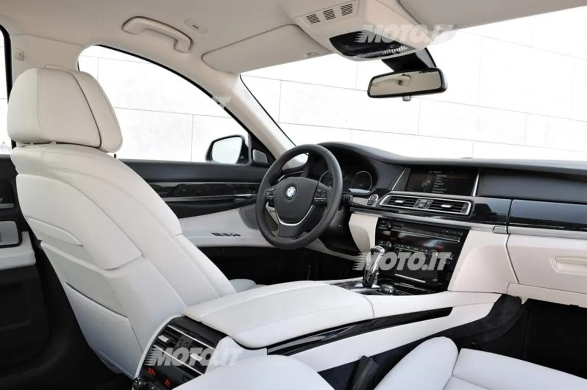 BMW Serie 7 restyling (26)