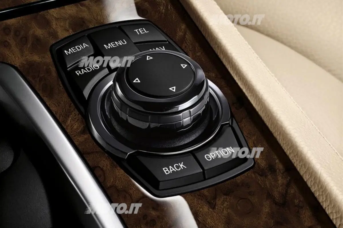 BMW Serie 7 restyling (37)