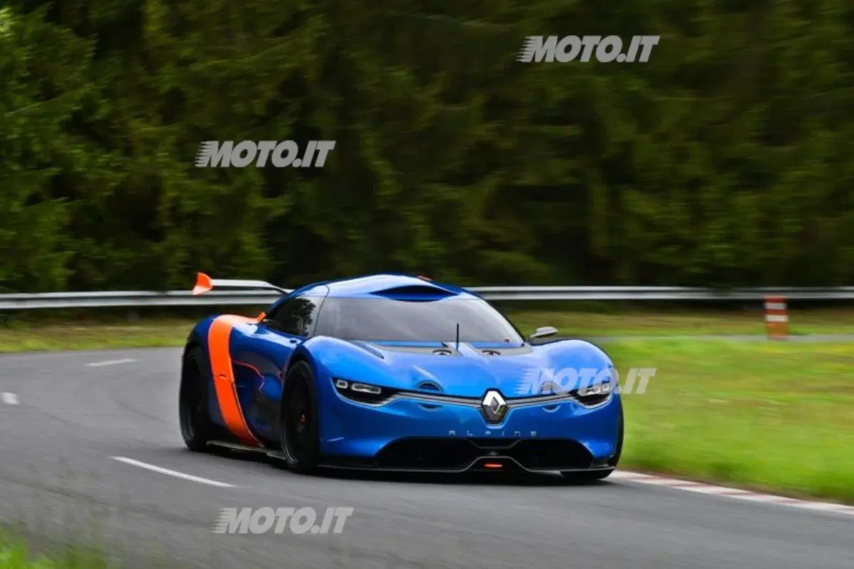 Renault Alpine A110-50: immagini e dati ufficiali (3)