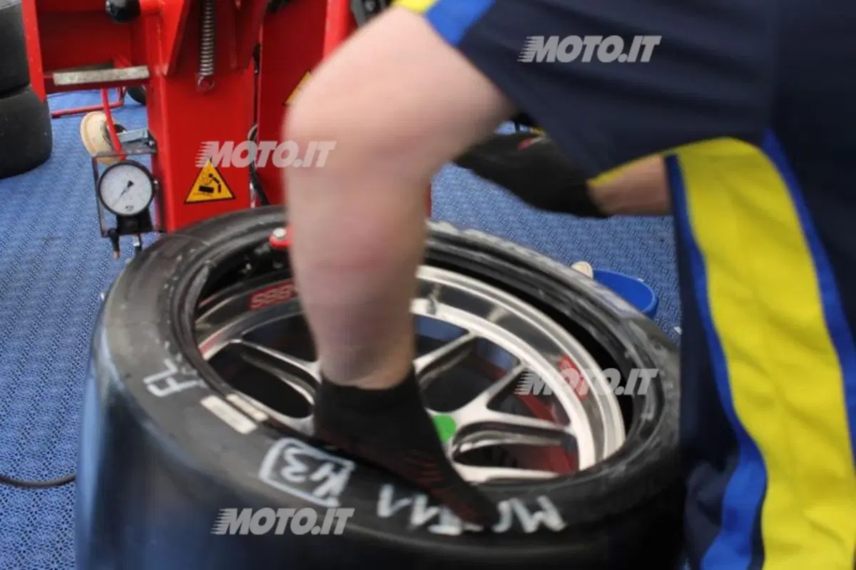 Michelin alla 24 Ore del Nurburgring (10)