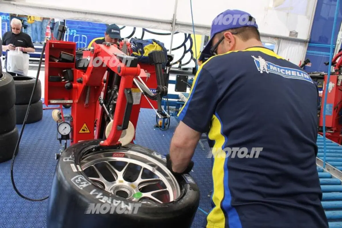 Michelin alla 24 Ore del Nurburgring (11)