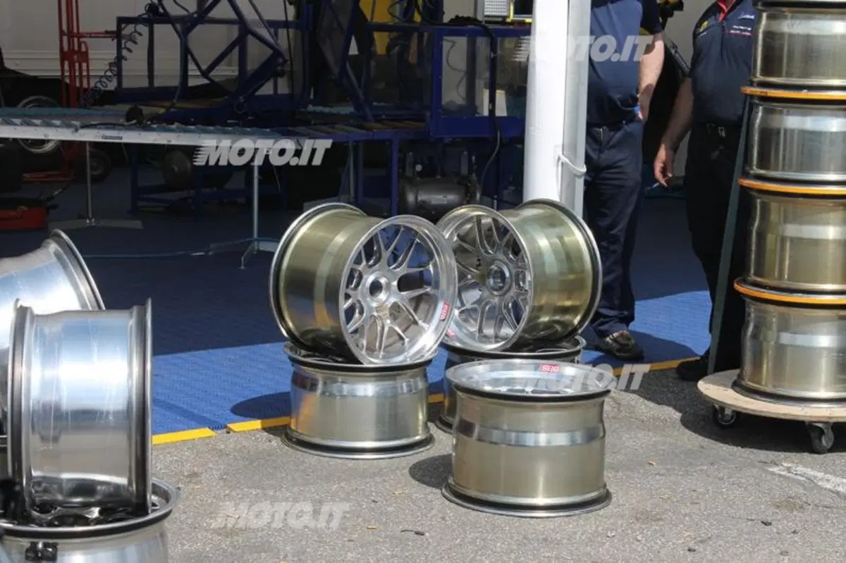 Michelin alla 24 Ore del Nurburgring (15)