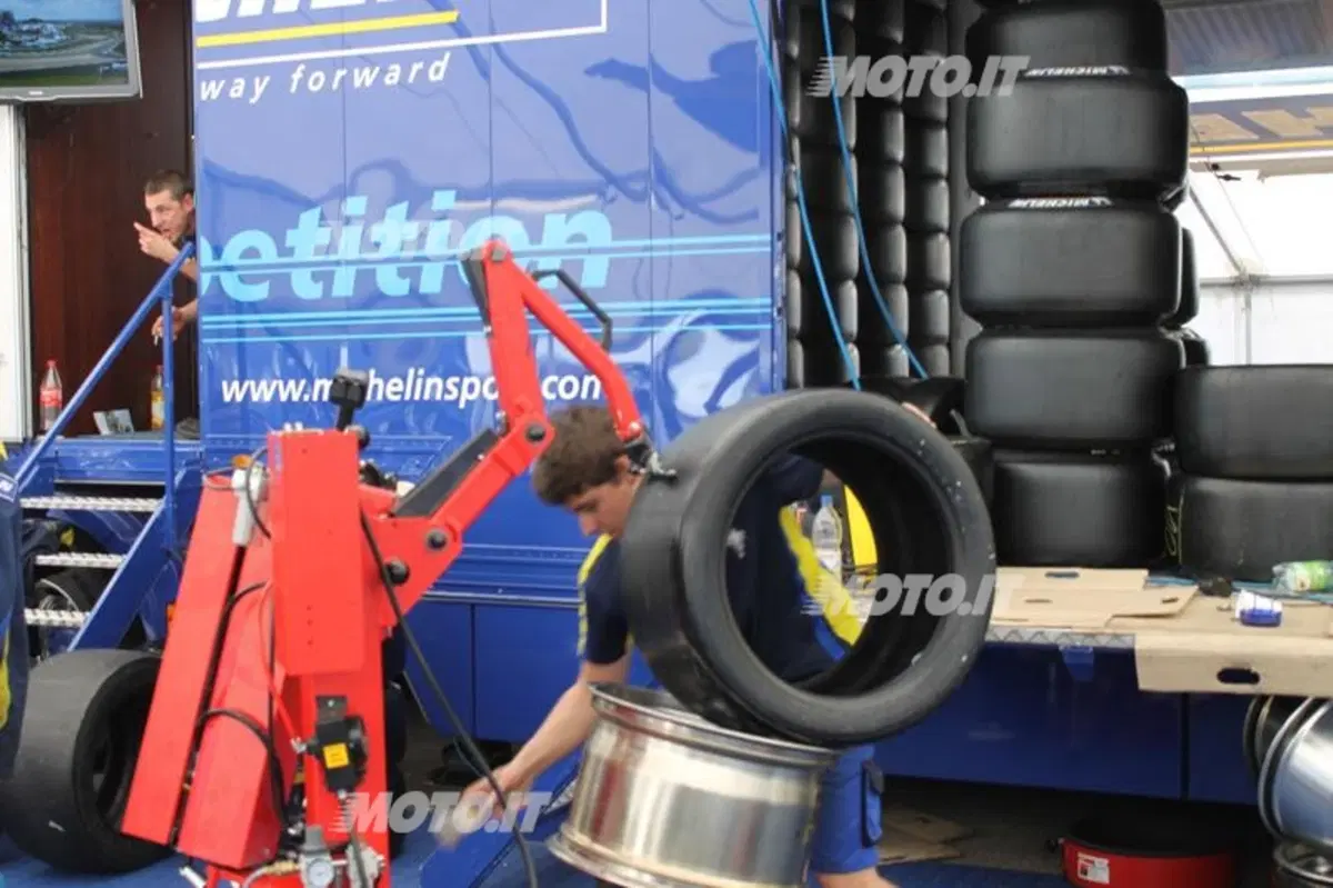 Michelin alla 24 Ore del Nurburgring (22)