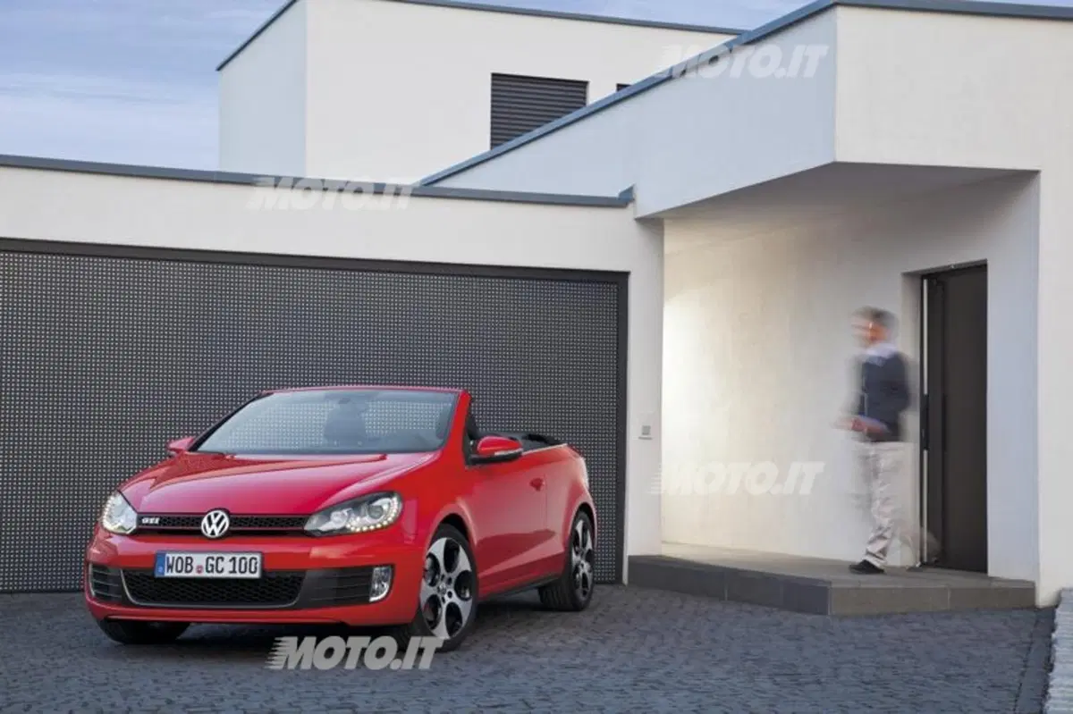 Volkswagen Golf GTI Cabriolet: listino prezzi (2)