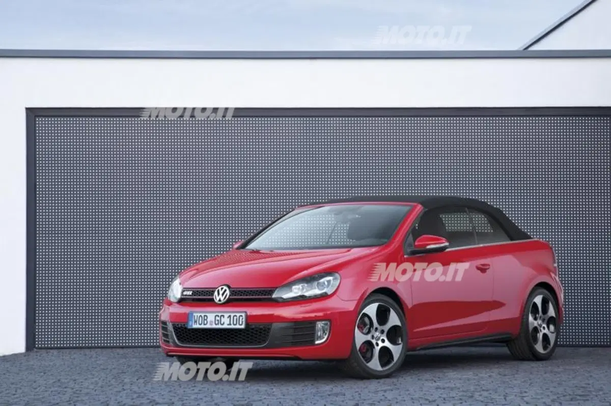 Volkswagen Golf GTI Cabriolet: listino prezzi (4)