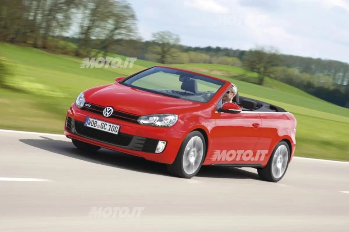 Volkswagen Golf GTI Cabriolet: listino prezzi (8)