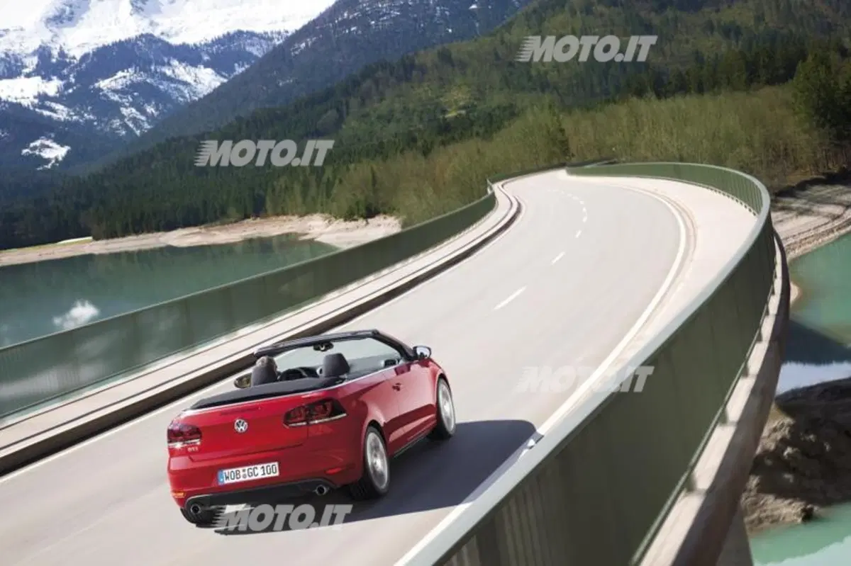 Volkswagen Golf GTI Cabriolet: listino prezzi (9)