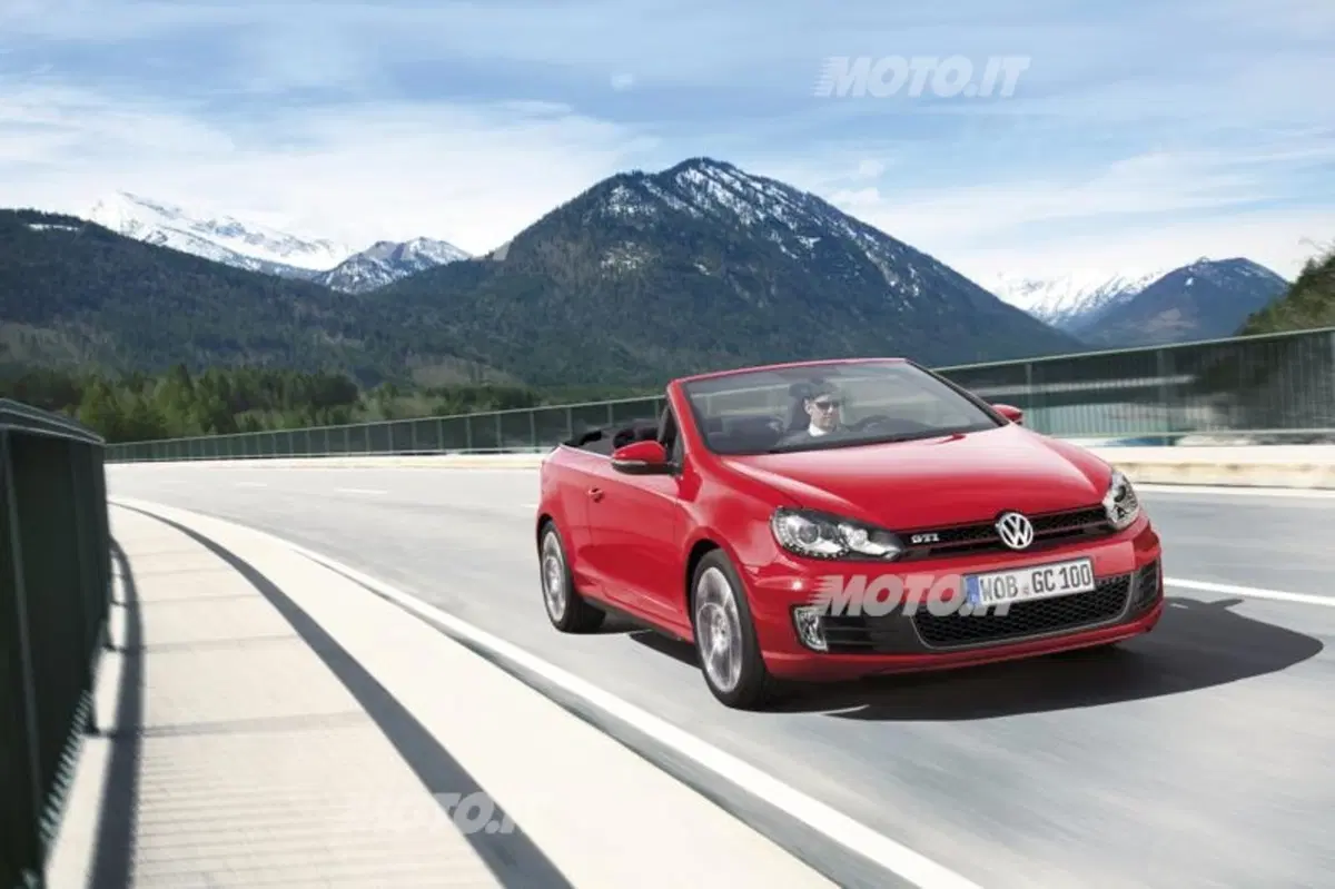 Volkswagen Golf GTI Cabriolet: listino prezzi (16)