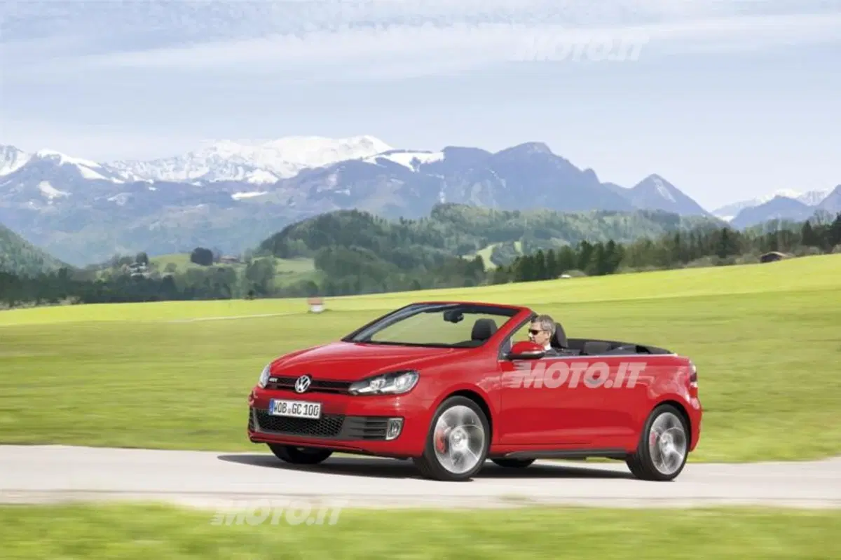 Volkswagen Golf GTI Cabriolet: listino prezzi (19)