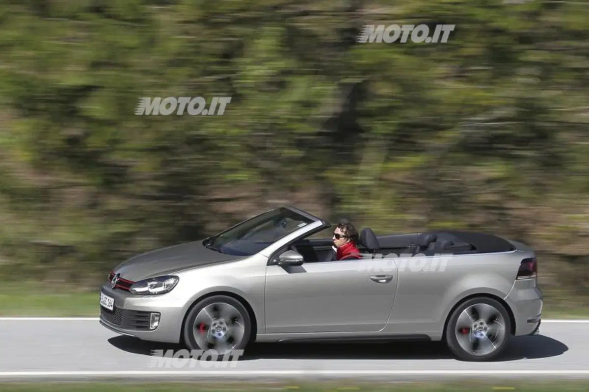 Volkswagen Golf GTI Cabriolet: listino prezzi (20)