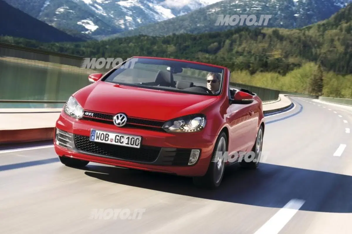 Volkswagen Golf GTI Cabriolet: listino prezzi (22)