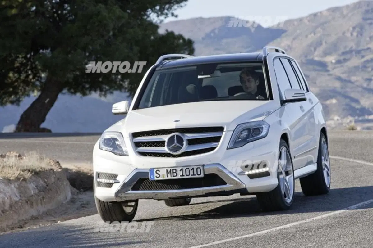 Mercedes-Benz GLK 2012 (2)