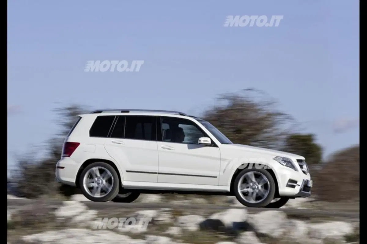 Mercedes-Benz GLK 2012 (6)