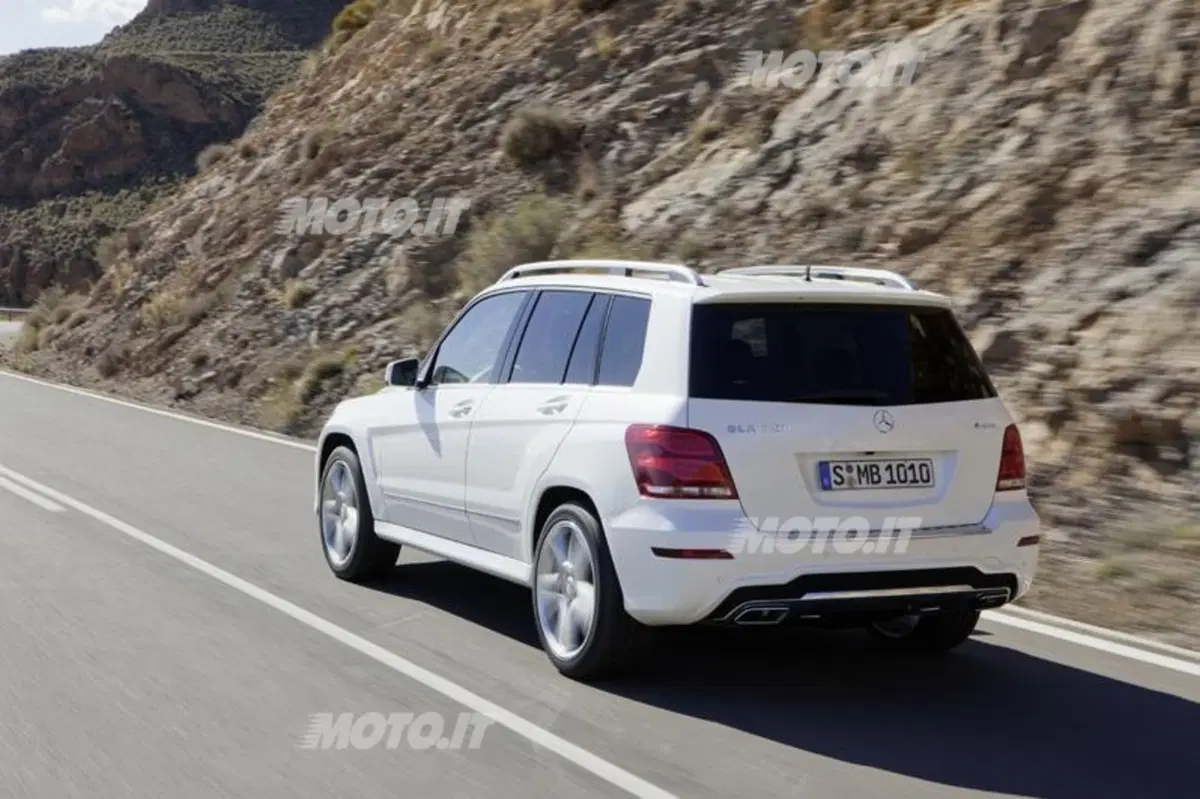 Mercedes-Benz GLK 2012 (11)