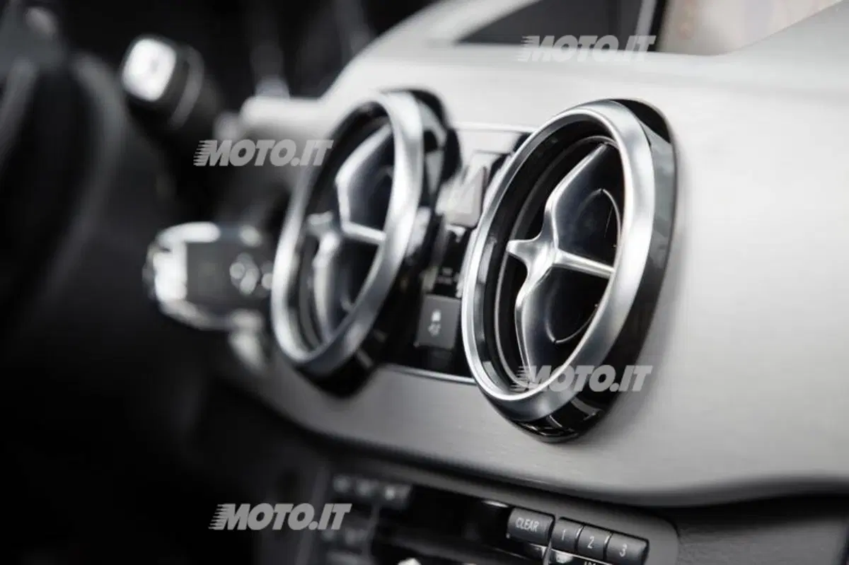 Mercedes-Benz GLK 2012 (13)